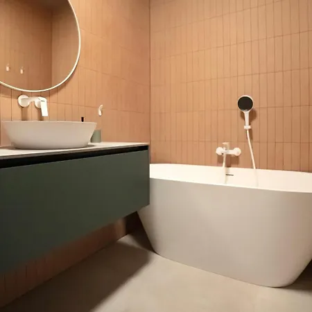 Modern Luxury 3br Historic Miera Iela * Рига