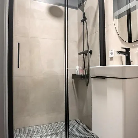 Modern Luxury 3br Historic Miera Iela * Рига